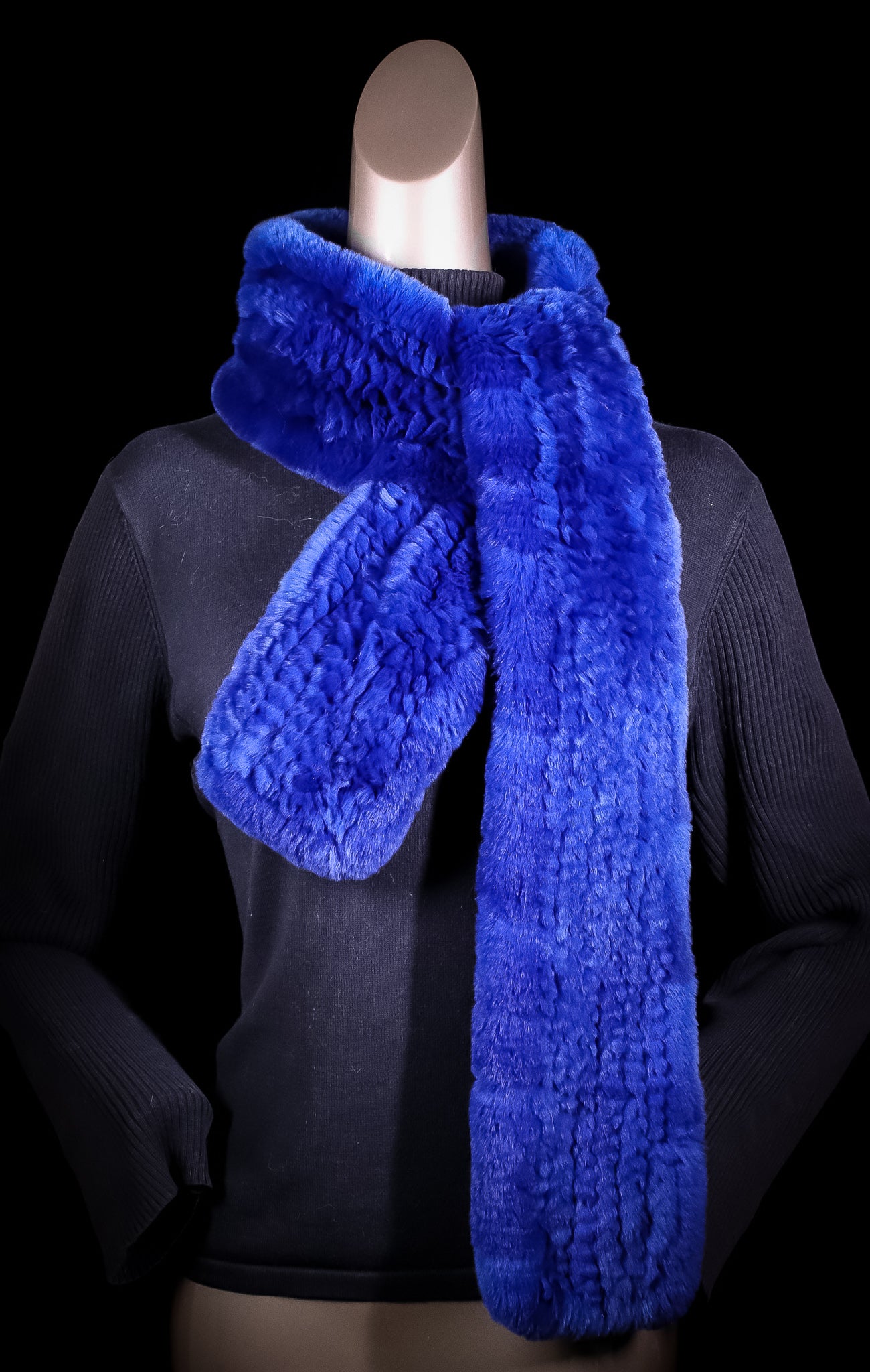 Knitted Royal Blue Chinchilla Rex Rabbit Scarf – Alaska Fur
