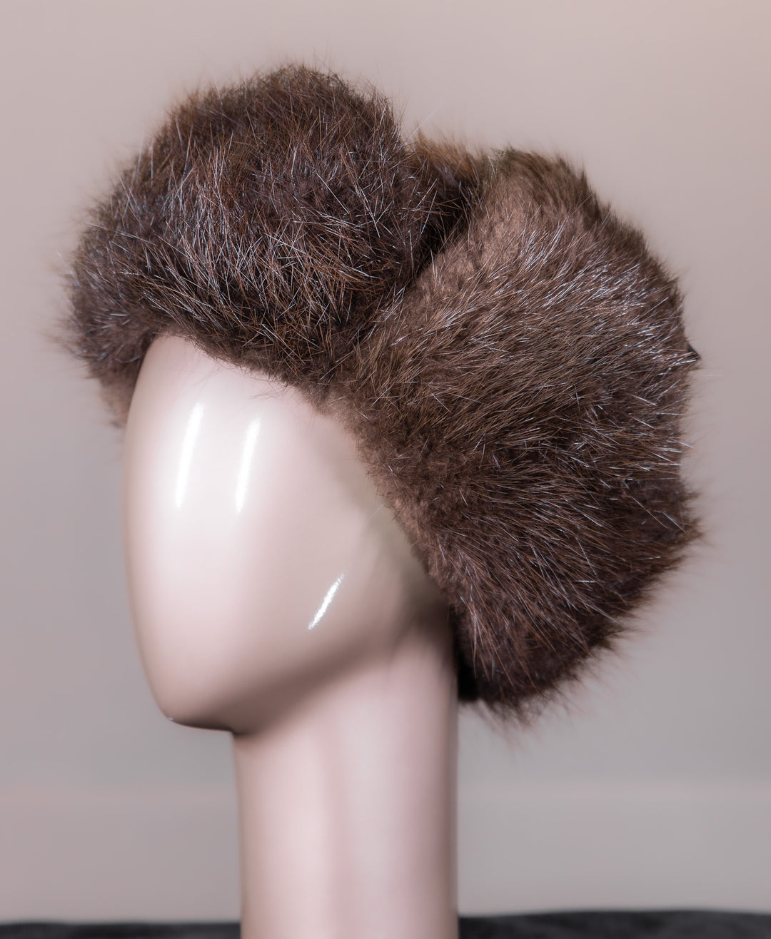 Full-Skin Natural Beaver Trooper Hat – Alaska Fur Gallery, Inc.