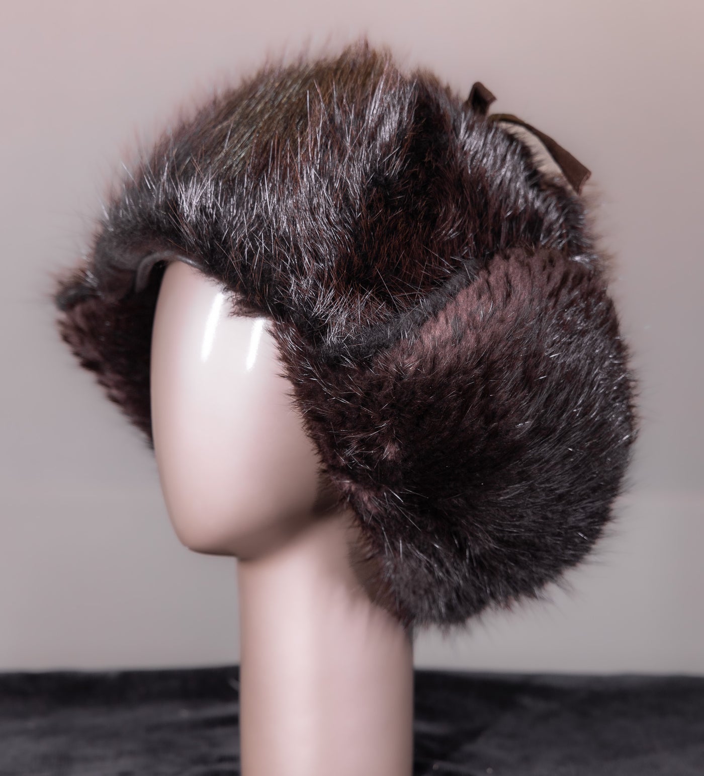 Full-Skin Beaver Musher Hat