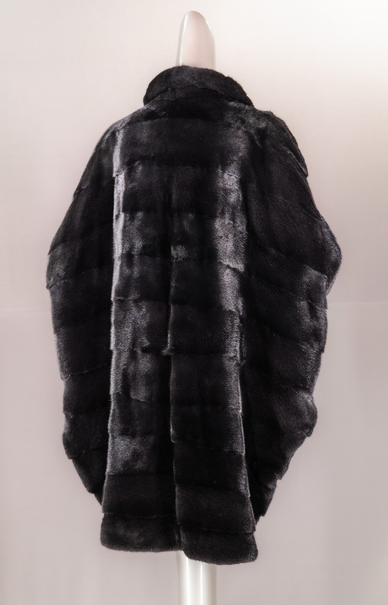 Sectional Blackglama Mink Cape