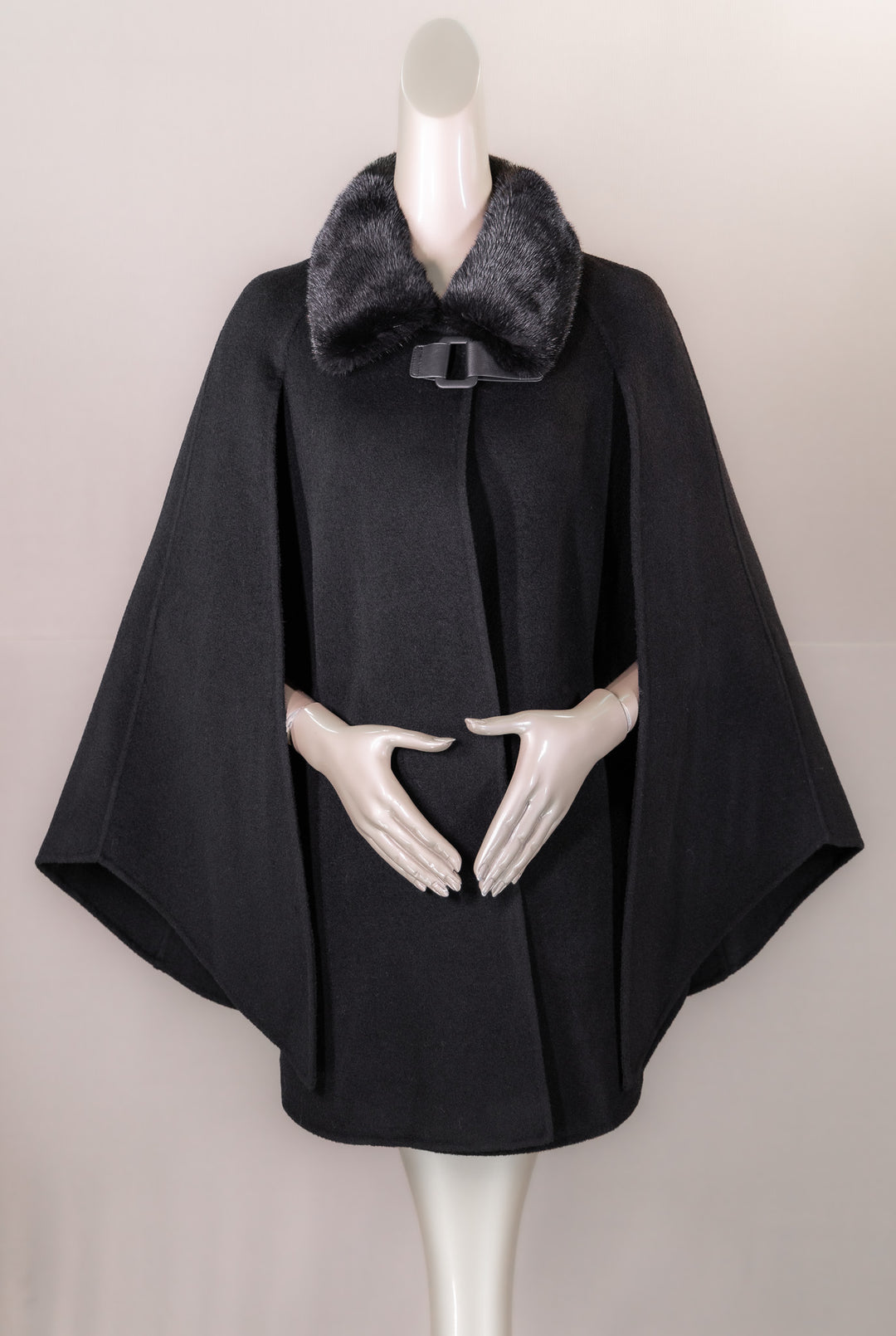 Cashmere's – Alaska Fur Gallery, Inc.