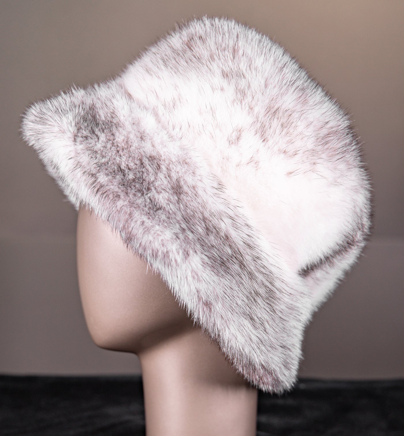 Full-Skin Black Cross Mink Bucket Hat