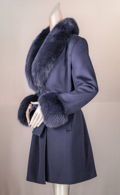 100% Virgin Wool Stroller with Fox Collar