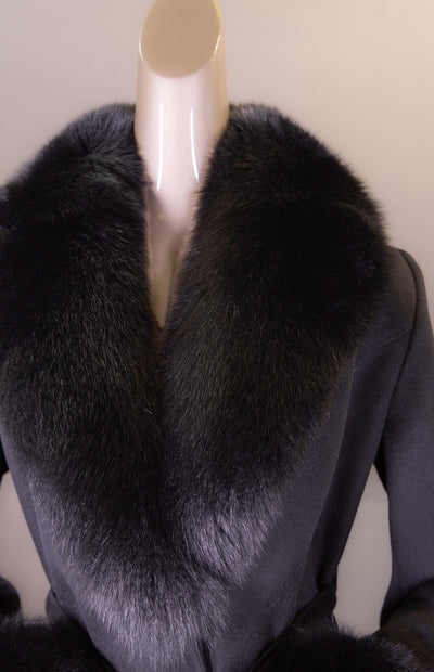 100% Virgin Wool Stroller with Fox Collar
