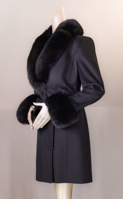 100% Virgin Wool Stroller with Fox Collar