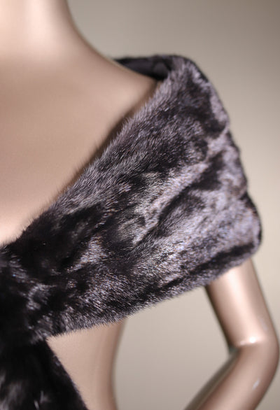 Full-Skin Mink Pull-Through Stole