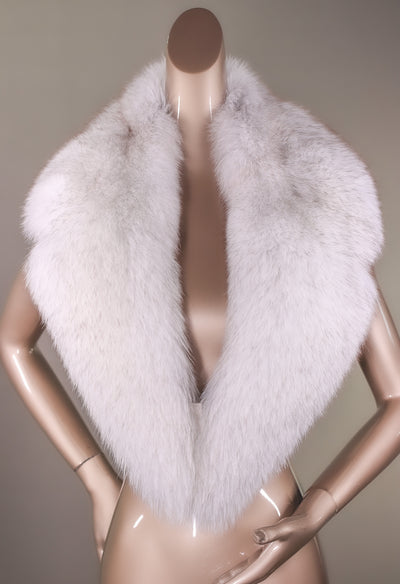 Assorted Full-Skin Fox Notch Collar