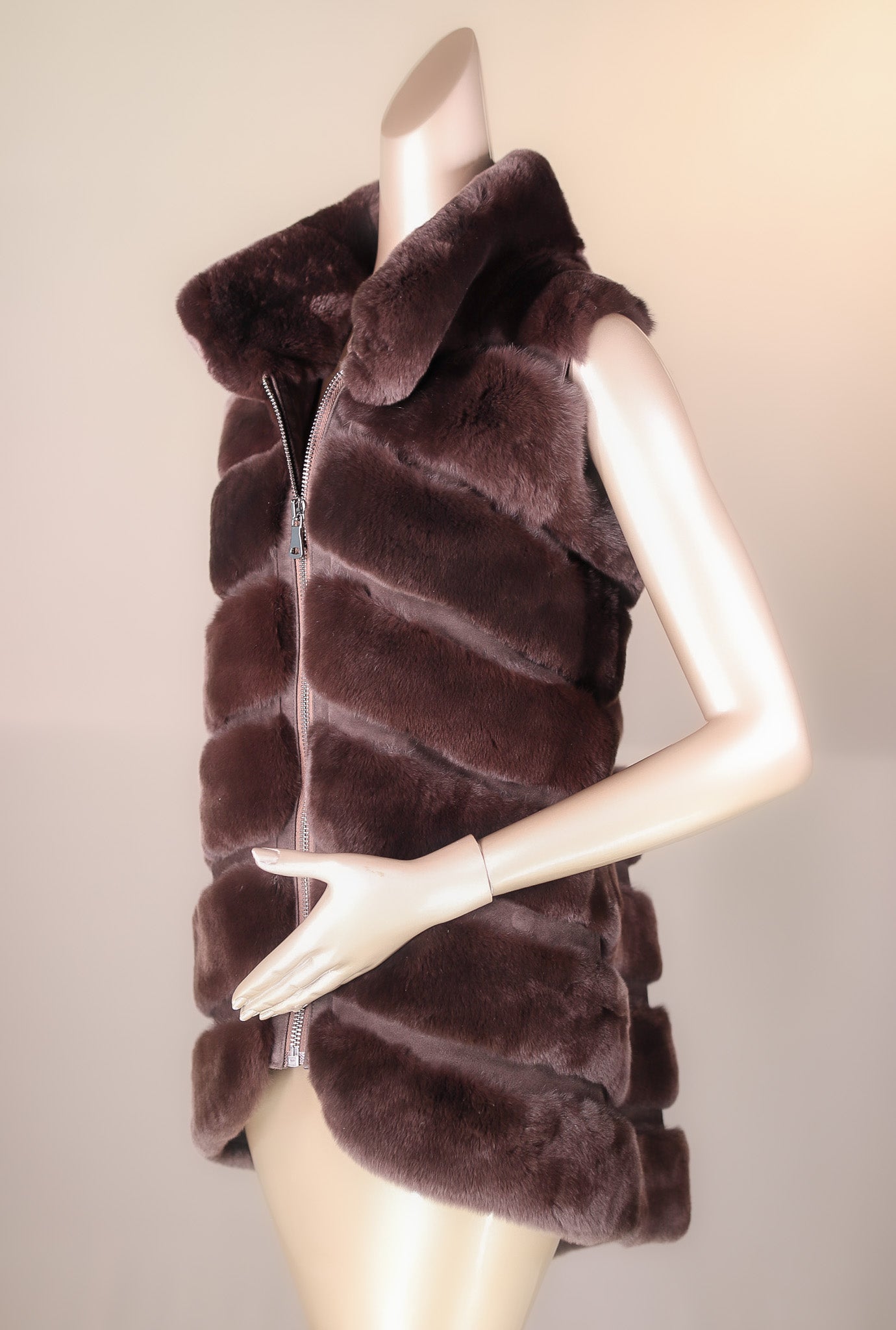 Chevron-Cut Chinchilla Rex Rabbit Long Vest