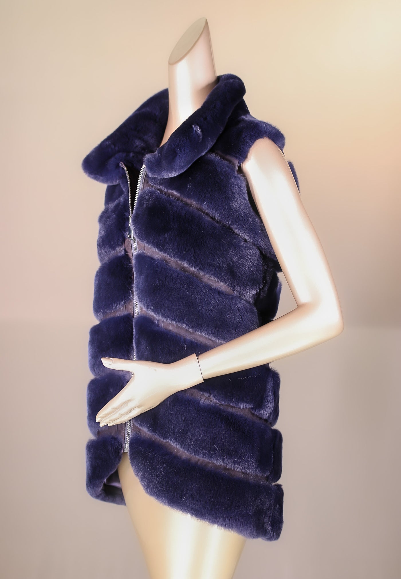 Chevron-Cut Chinchilla Rex Rabbit Long Vest