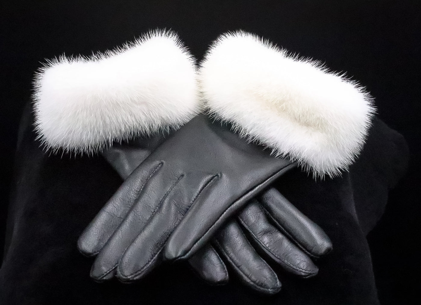 Italian Lamb Leather Gloves with White Mink Trim