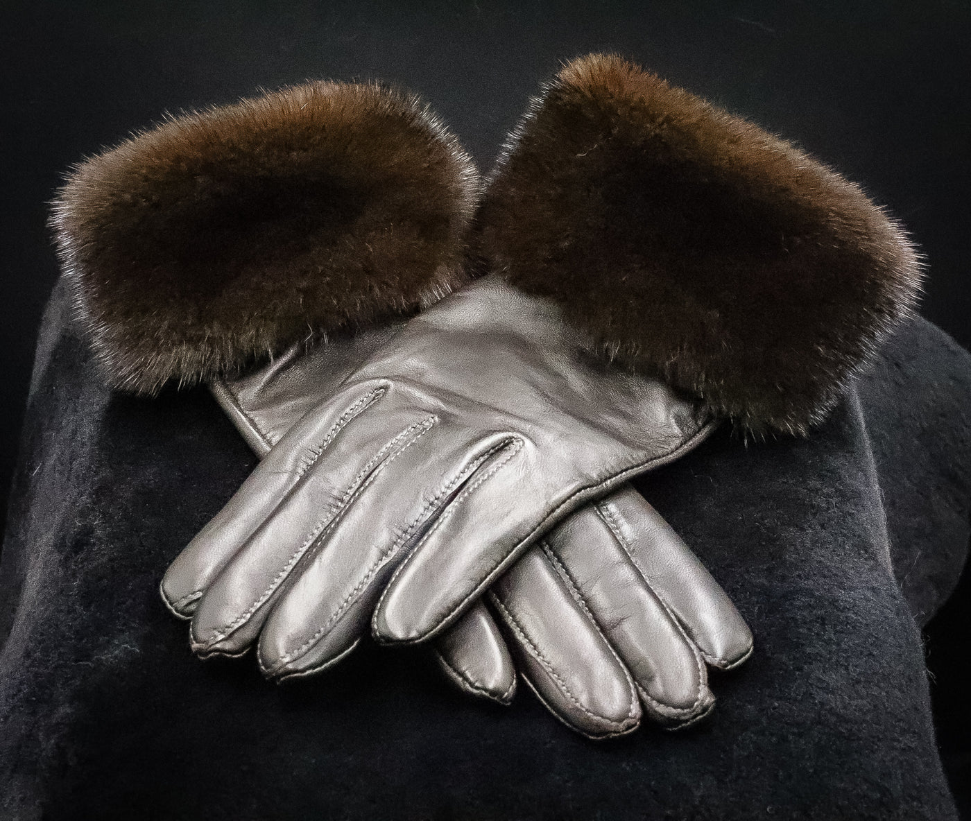Brown Italian Lamb Leather Gloves with Natural Mahogany Mink Trim