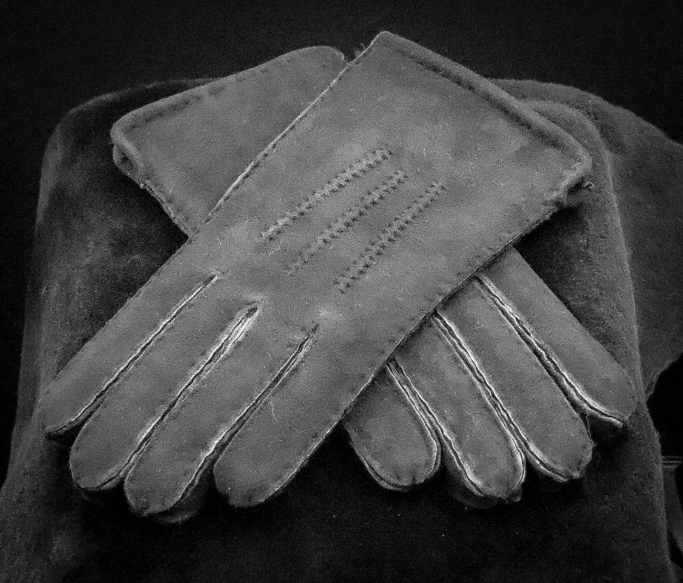 Men's Shearling Sheepskin-Lined Gloves