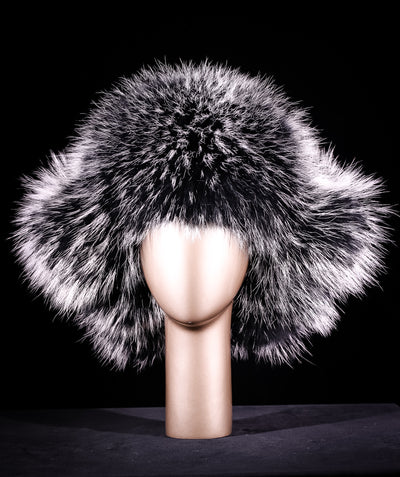 Black with Silver-Tipped Finn Raccoon Musher Hat