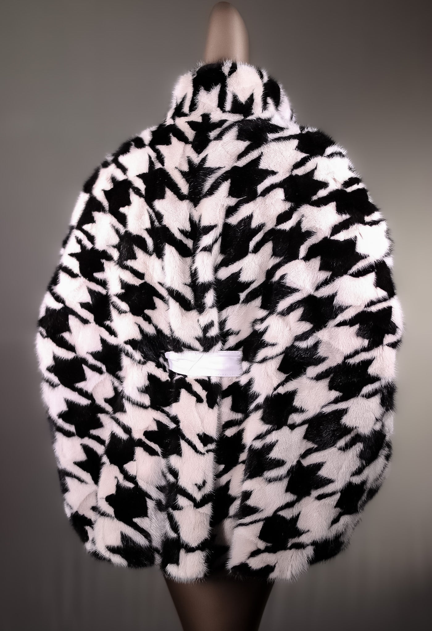 Black and White Houndstooth Belted Sectional Mink Cape