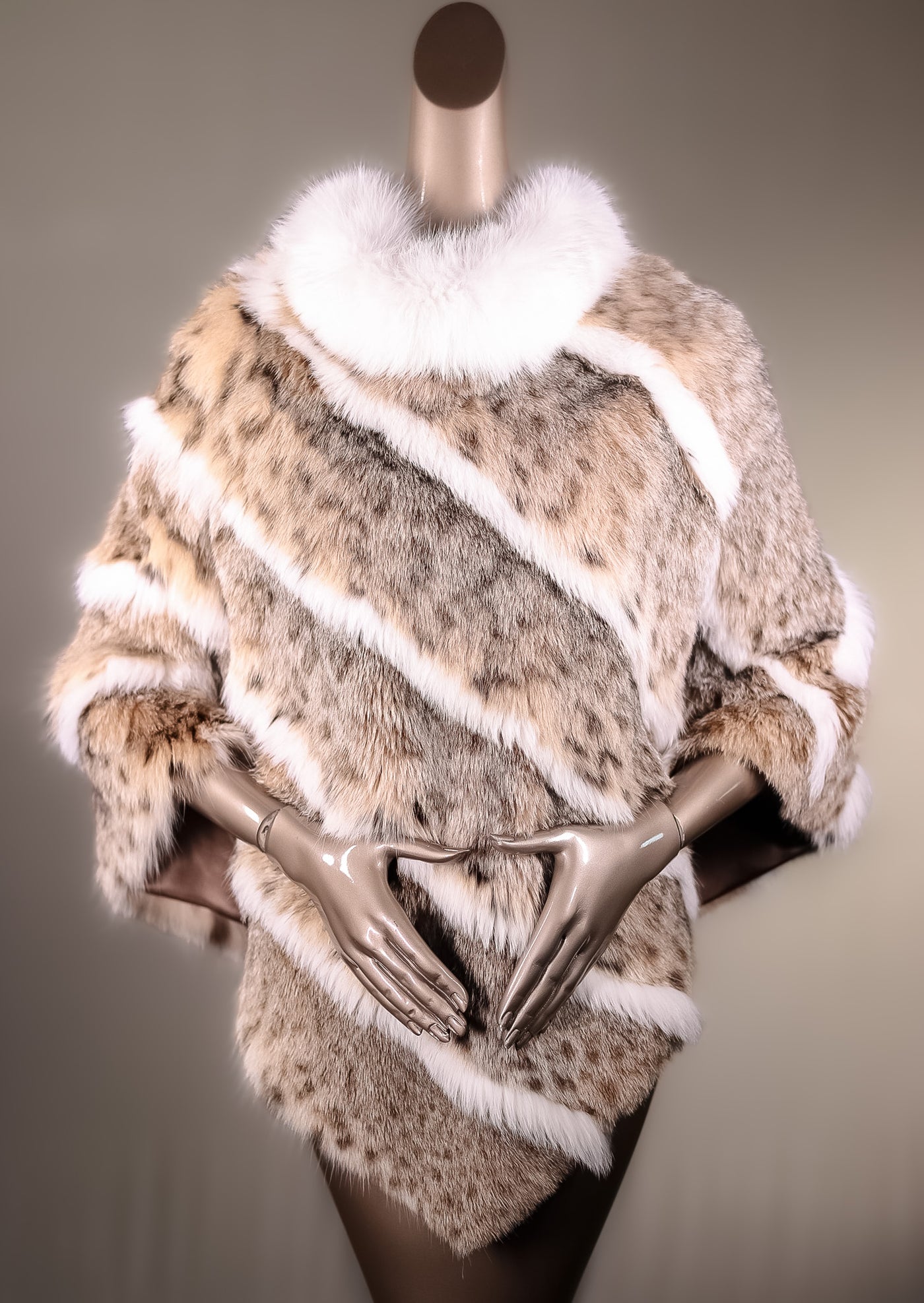 Canadian Lynx Poncho with Fox Collar and Inserts