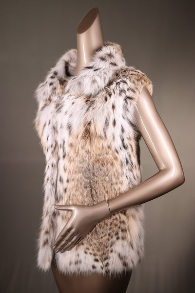 Full-Skin American Lynx Vest with Wing-Tip Collar